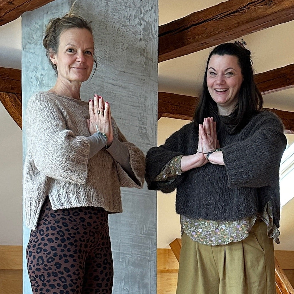 Yogini Sweater by LINDBØG